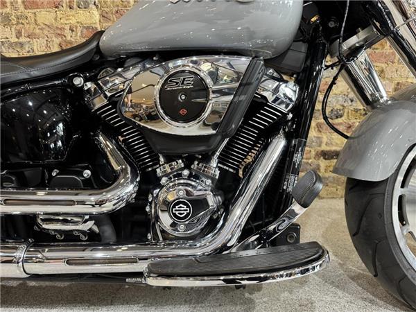 2025 Harley-Davidson Softail