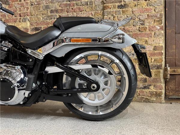 2025 Harley-Davidson Softail