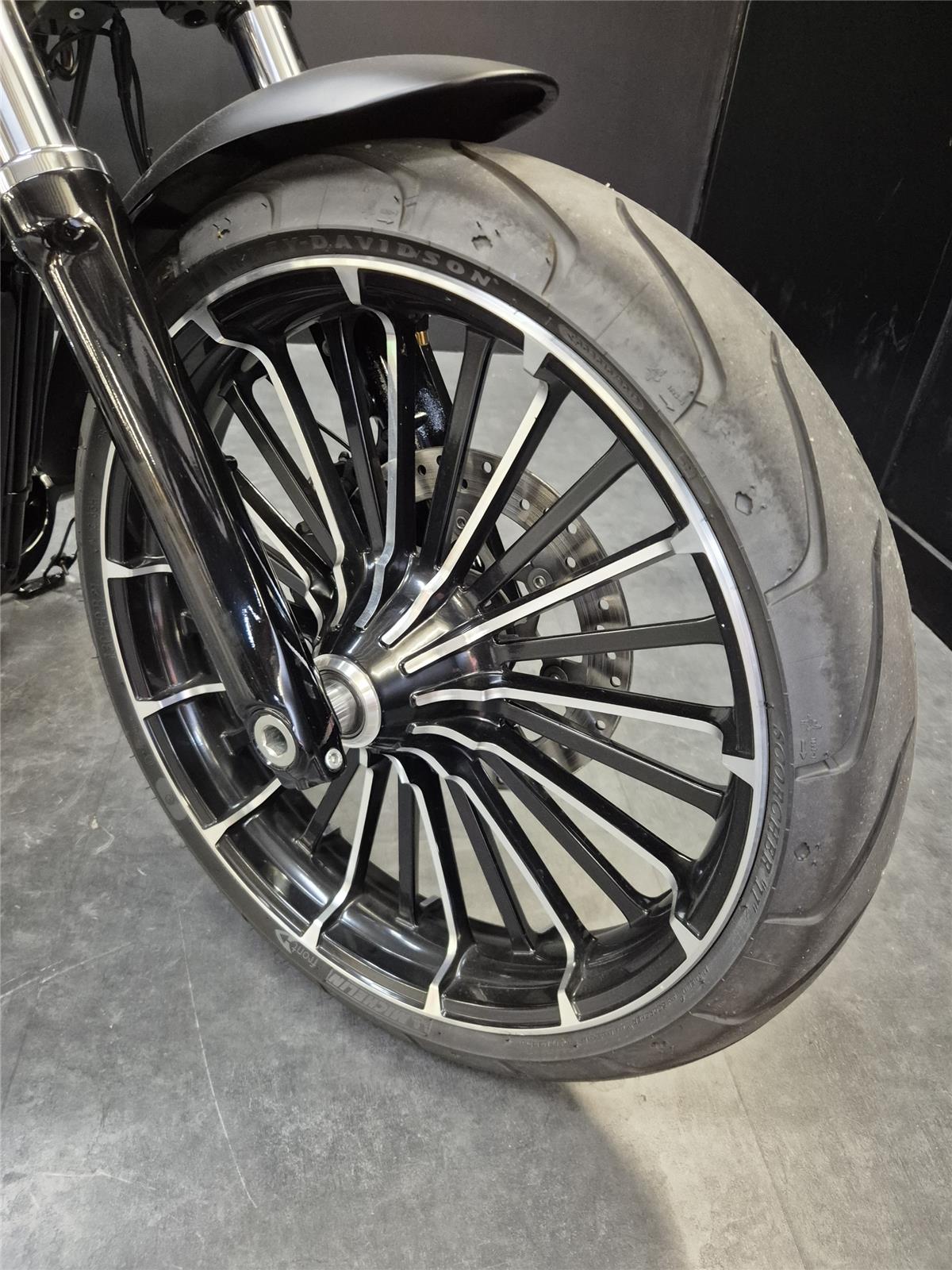 2023 HARLEY-DAVIDSON BREAKOUT