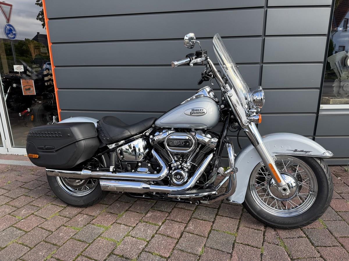 FLHCS HERITAGE CLASSIC 114 Softail Jekill&Hyde