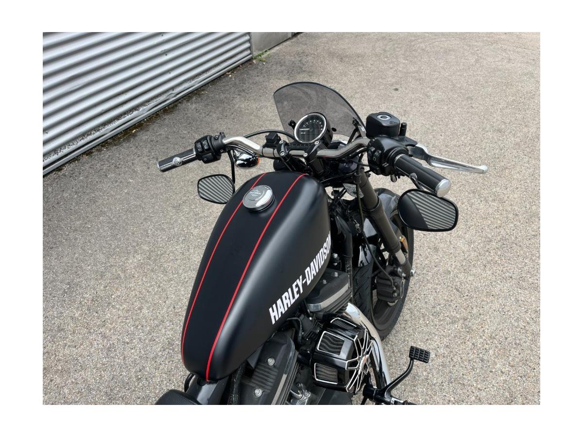 2016 Harley-Davidson Sportster XL 1200 Roadster
