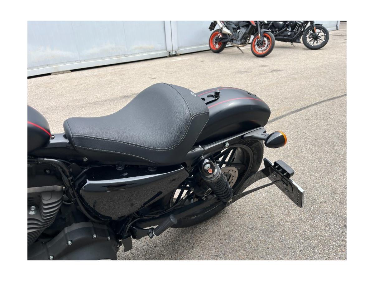 2016 Harley-Davidson Sportster XL 1200 Roadster
