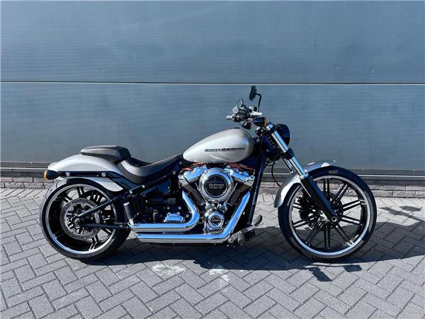 2018 HARLEY-DAVIDSON Softail