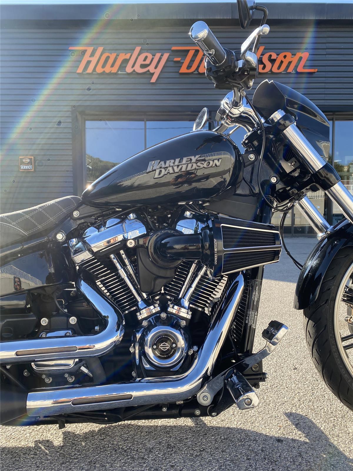 2020 HARLEY-DAVIDSON BREAKOUT