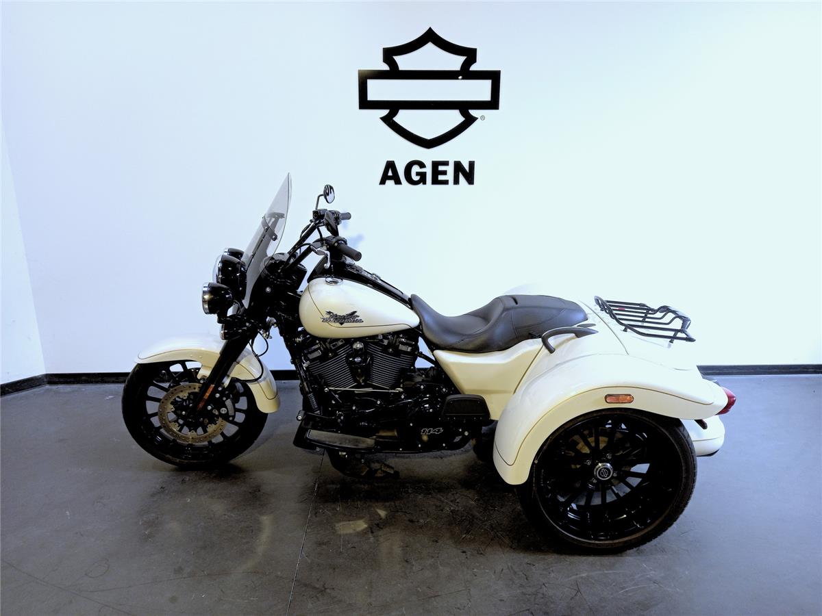 2024 HARLEY-DAVIDSON FREEWHEELER