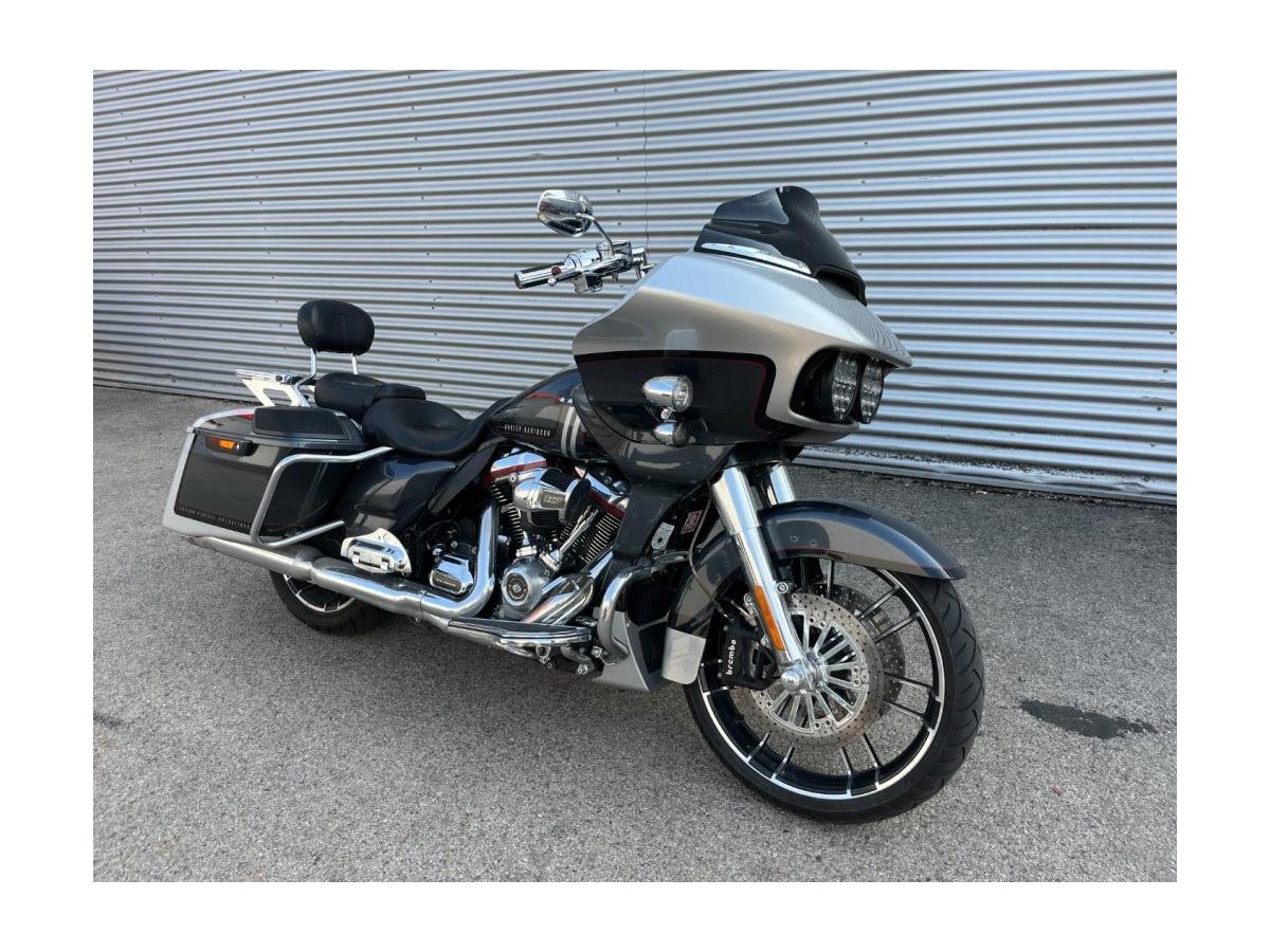 2019 Harley-Davidson CVO Road Glide FLTRXSE