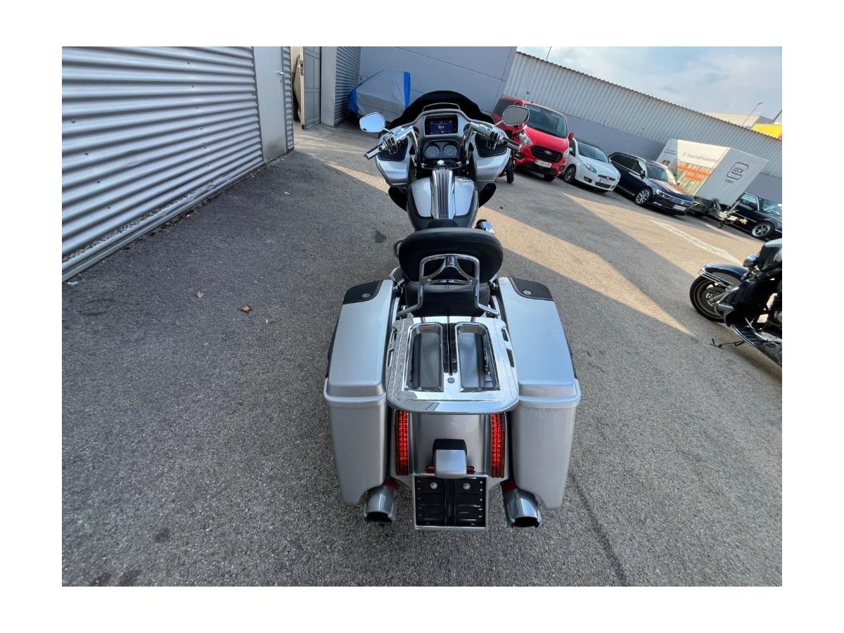 2019 Harley-Davidson CVO Road Glide FLTRXSE