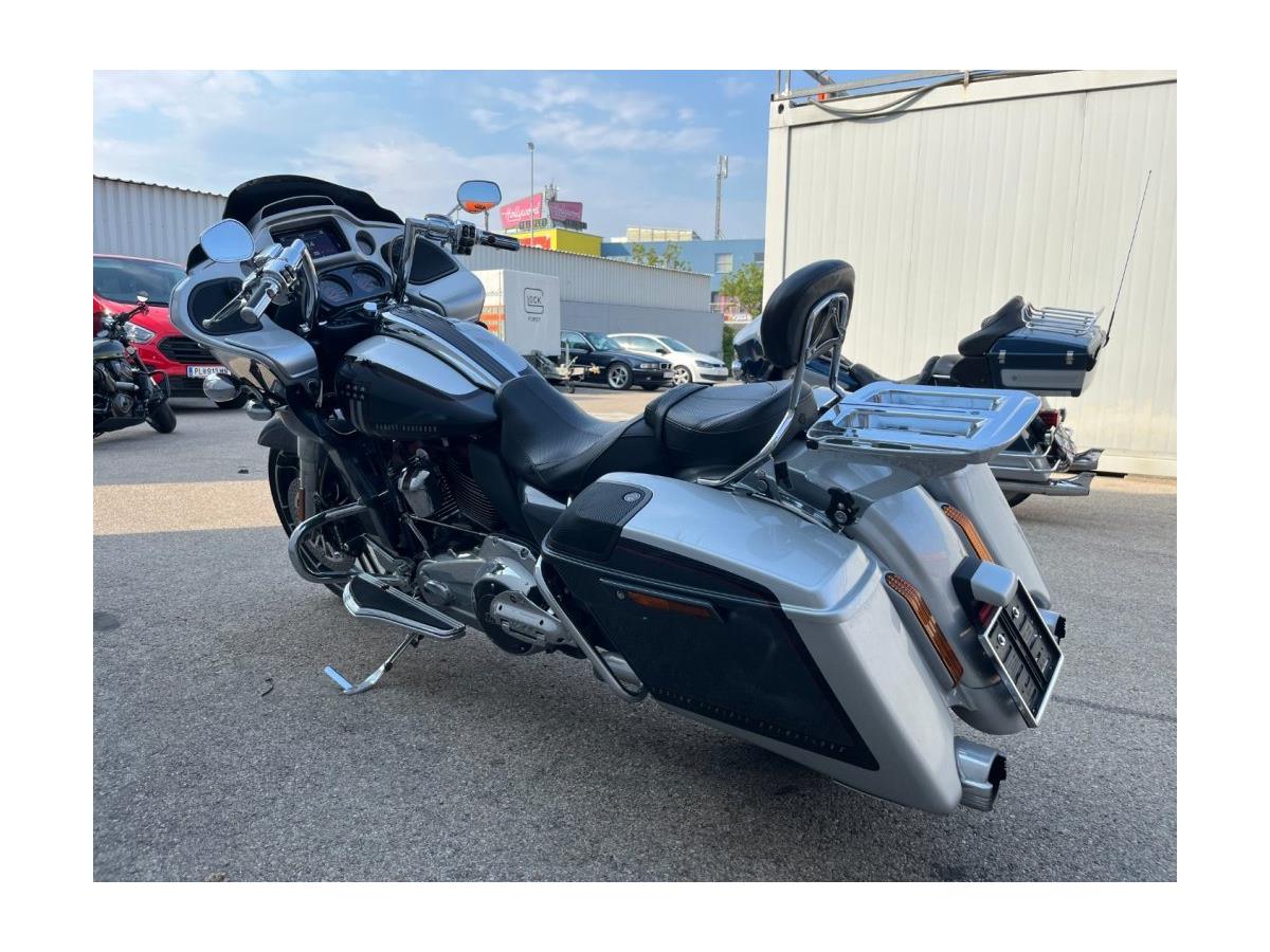 2019 Harley-Davidson CVO Road Glide FLTRXSE