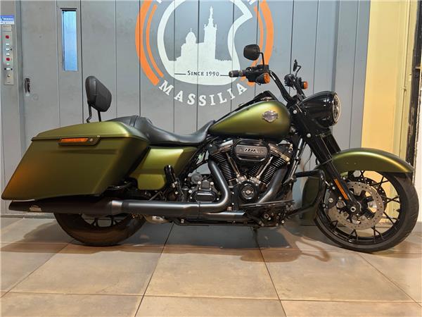 2022 HARLEY-DAVIDSON ROAD KING