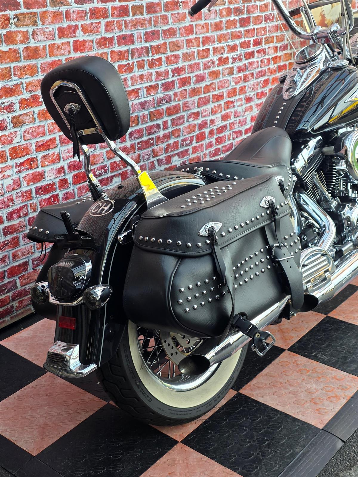 2014 harley-davidson FLSTC Softail Heritage Classic ABS
