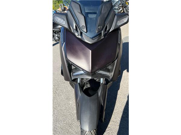 2025 YAMAHA XMAX 300 TECH MAX