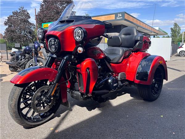 2025 HARLEY-DAVIDSON TRI GLIDE ULTRA