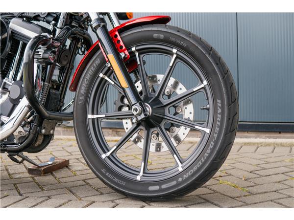 2018 Harley-Davidson Iron 883