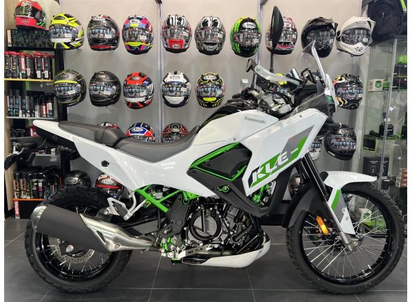 2026 KAWASAKI KLE 500 SE IN PEARL BLIZZARD WHITE