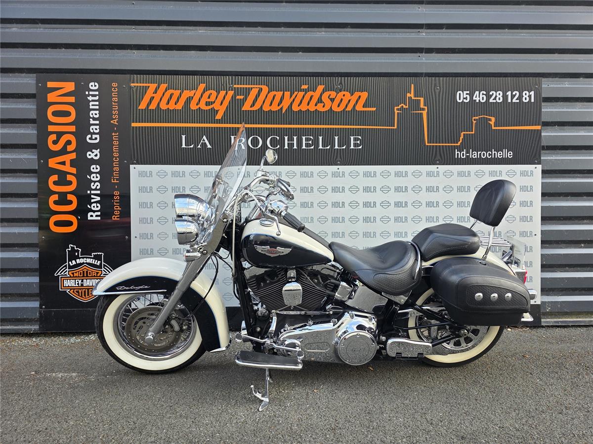 2011 HARLEY-DAVIDSON DELUXE