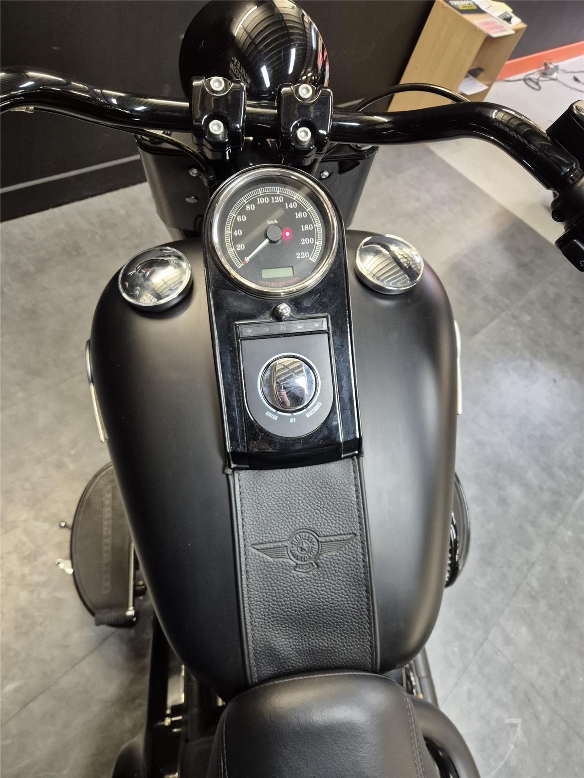 2017 HARLEY-DAVIDSON FAT BOY