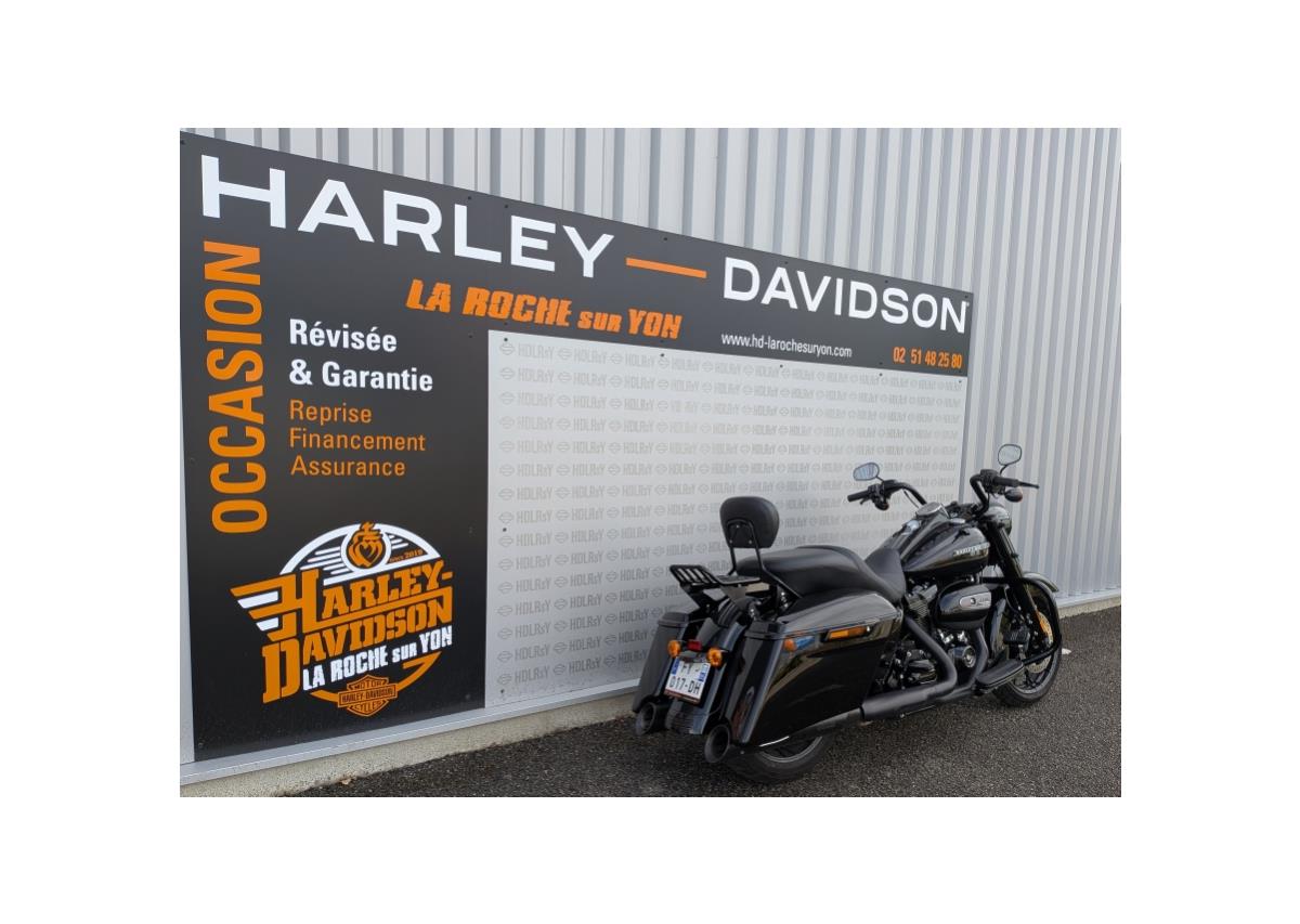 2021 HARLEY-DAVIDSON ROAD KING