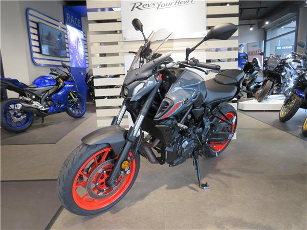 YAMAHA MT-07    