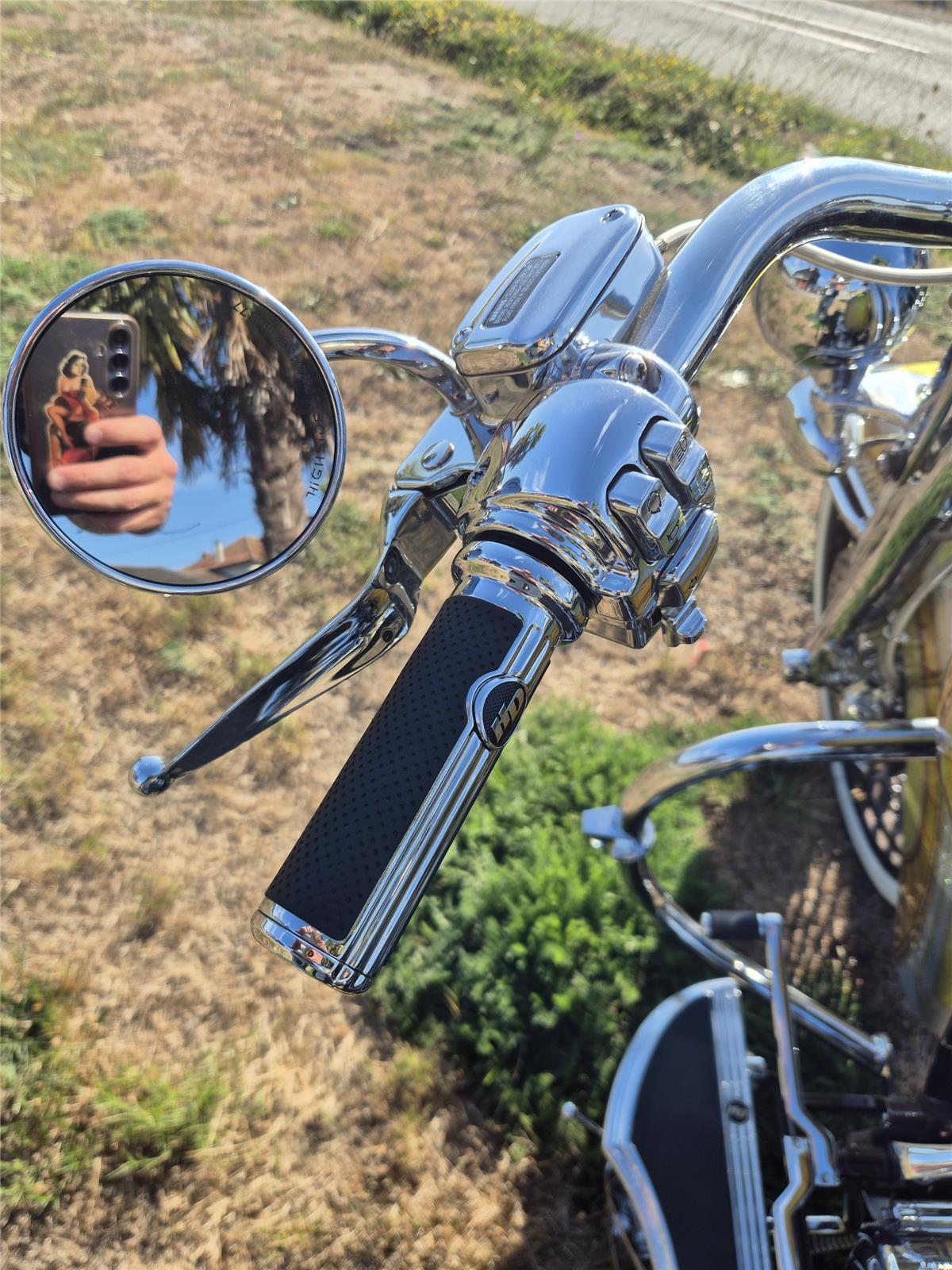2017 HARLEY-DAVIDSON DELUXE