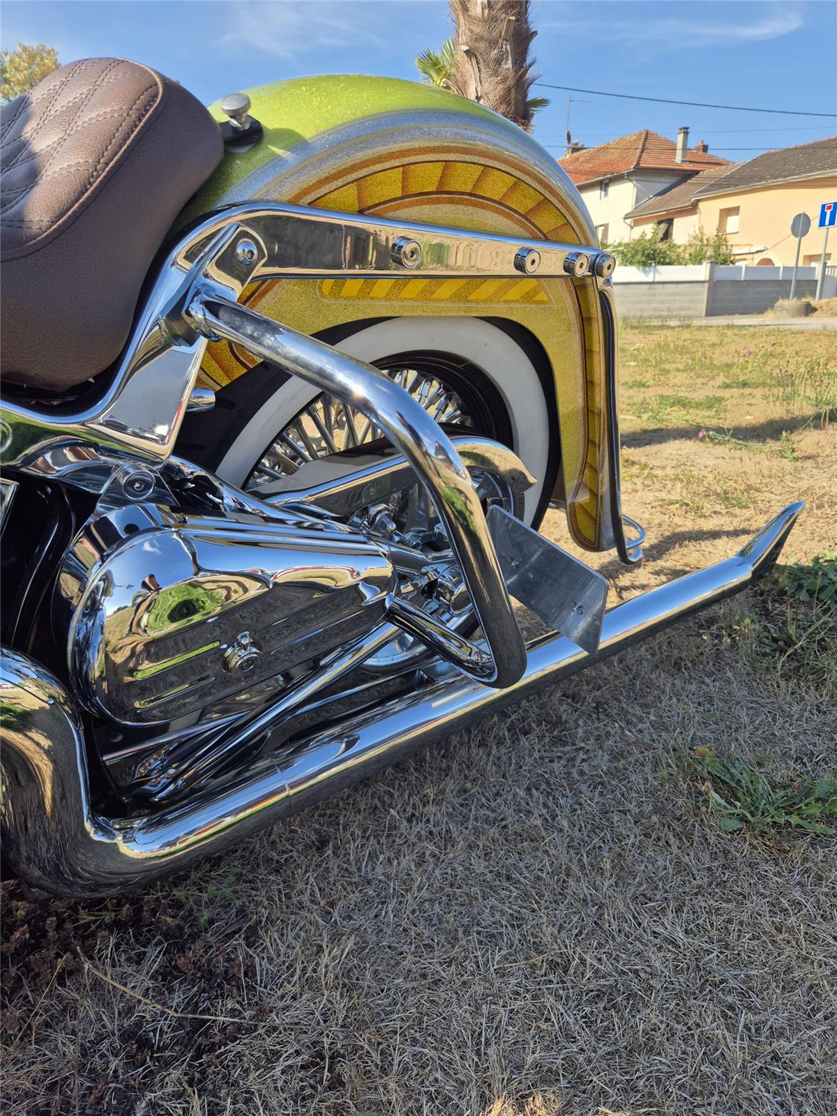 2017 HARLEY-DAVIDSON DELUXE
