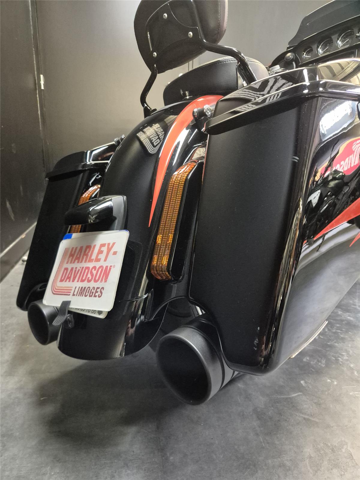 2017 HARLEY-DAVIDSON STREET GLIDE