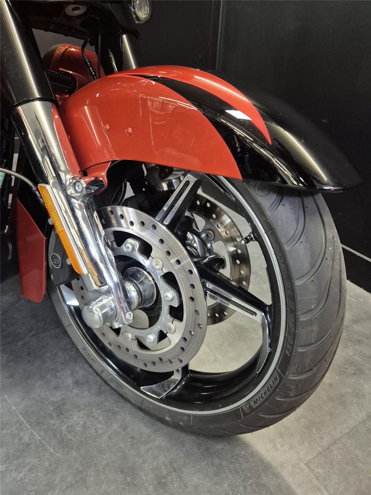 2017 HARLEY-DAVIDSON STREET GLIDE