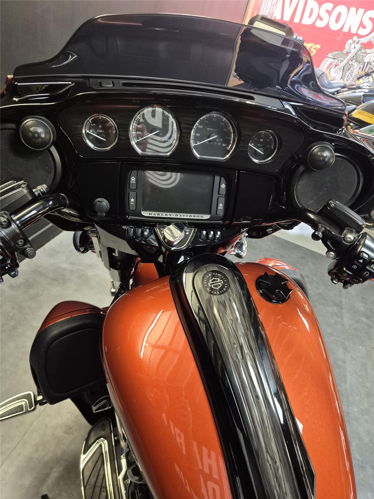 2017 HARLEY-DAVIDSON STREET GLIDE
