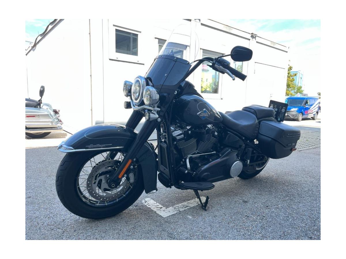 2026 Harley-Davidson Softail Heritage Classic FLHC