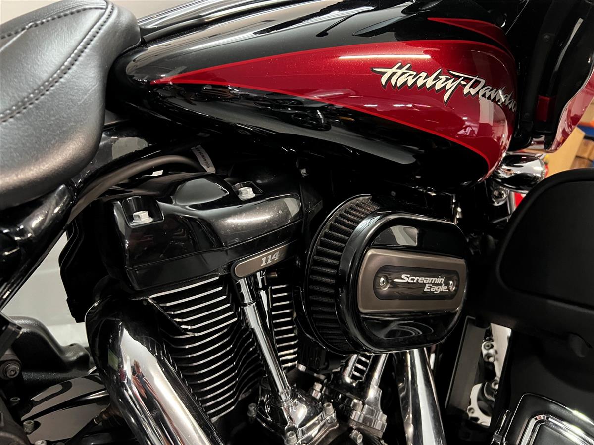 2017 HARLEY-DAVIDSON STREET GLIDE