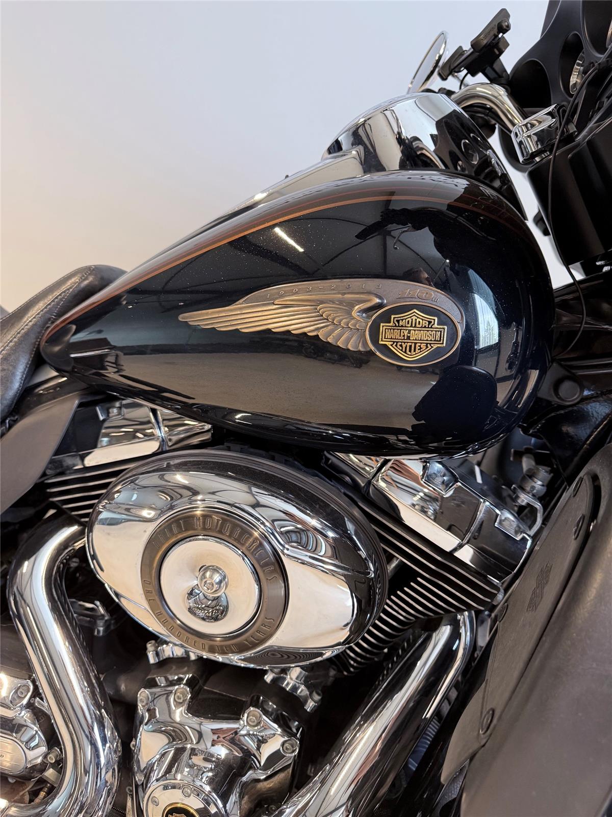 2013 harley-davidson FLHTK Electra Glide Ultra Limited Anniversary