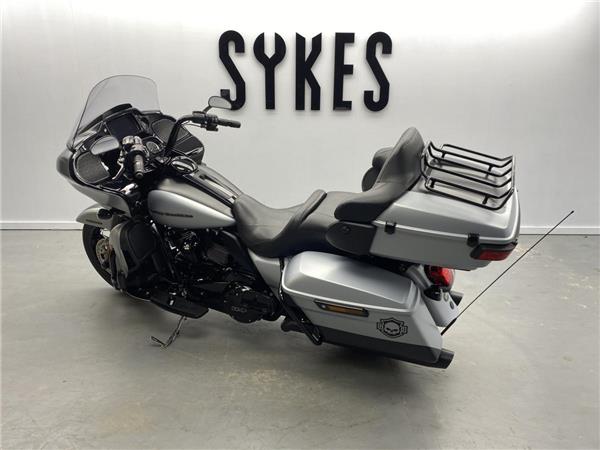2020 Harley-Davidson CVO Road Glide