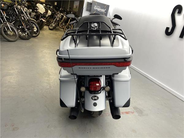 2020 Harley-Davidson CVO Road Glide