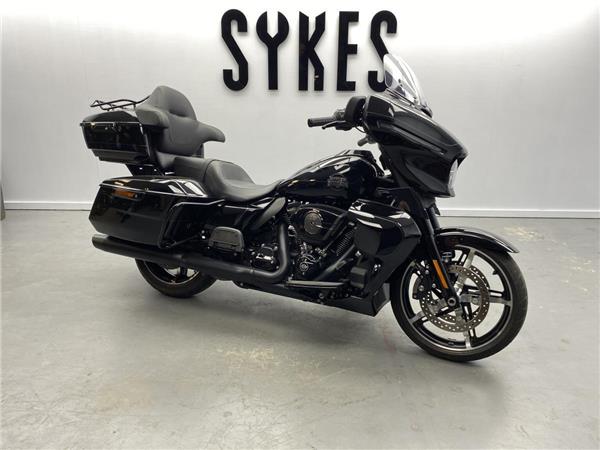 2025 Harley-Davidson Street Glide Ultra