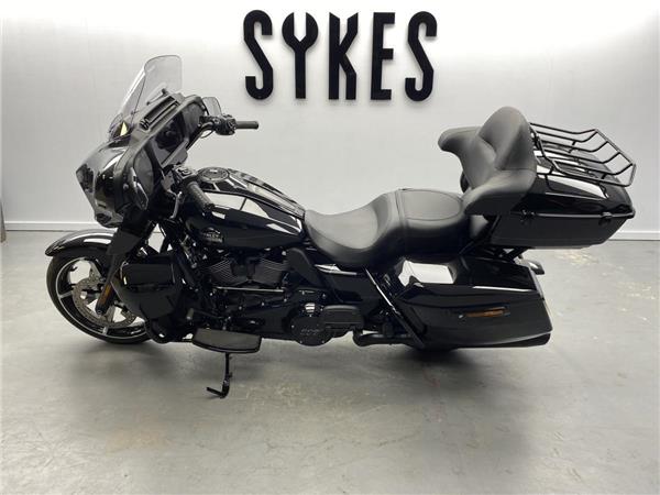 2025 Harley-Davidson Street Glide Ultra