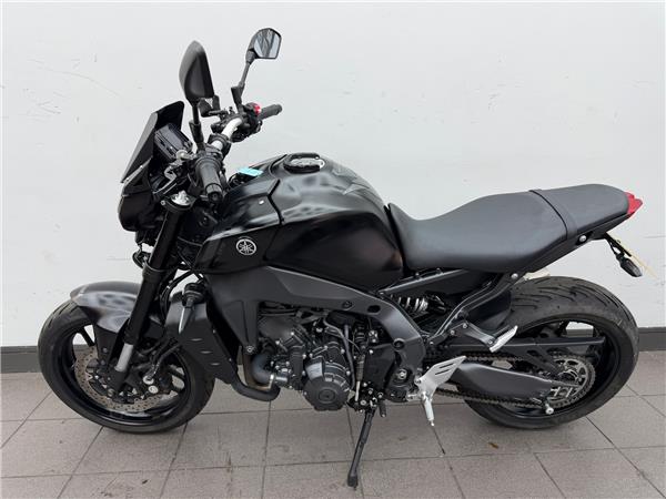 2021 YAMAHA MT-09