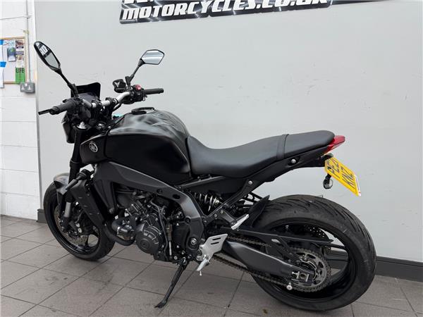2021 YAMAHA MT-09