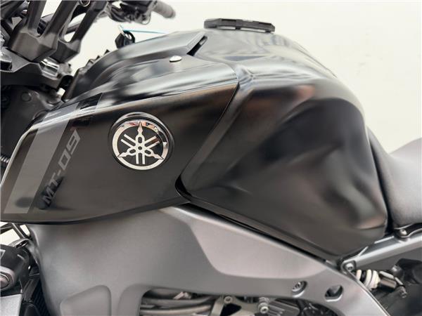 2021 YAMAHA MT-09