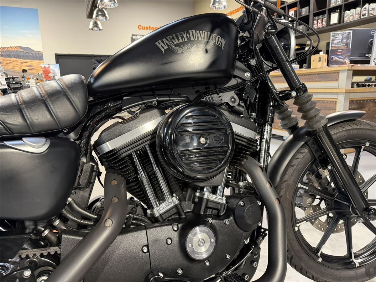 2016 HARLEY-DAVIDSON SPORTSTER 883