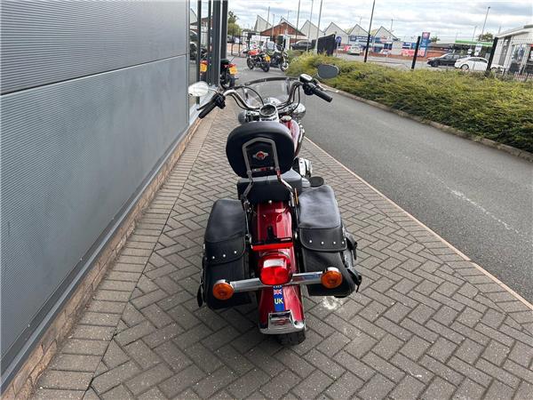 2017 HARLEY-DAVIDSON SOFTAIL FLSTC HERITAGE SOFTAIL CLASSIC