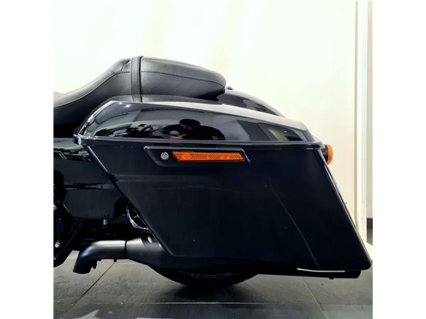 HARLEY-DAVIDSON ROAD GLIDE SPECIAL