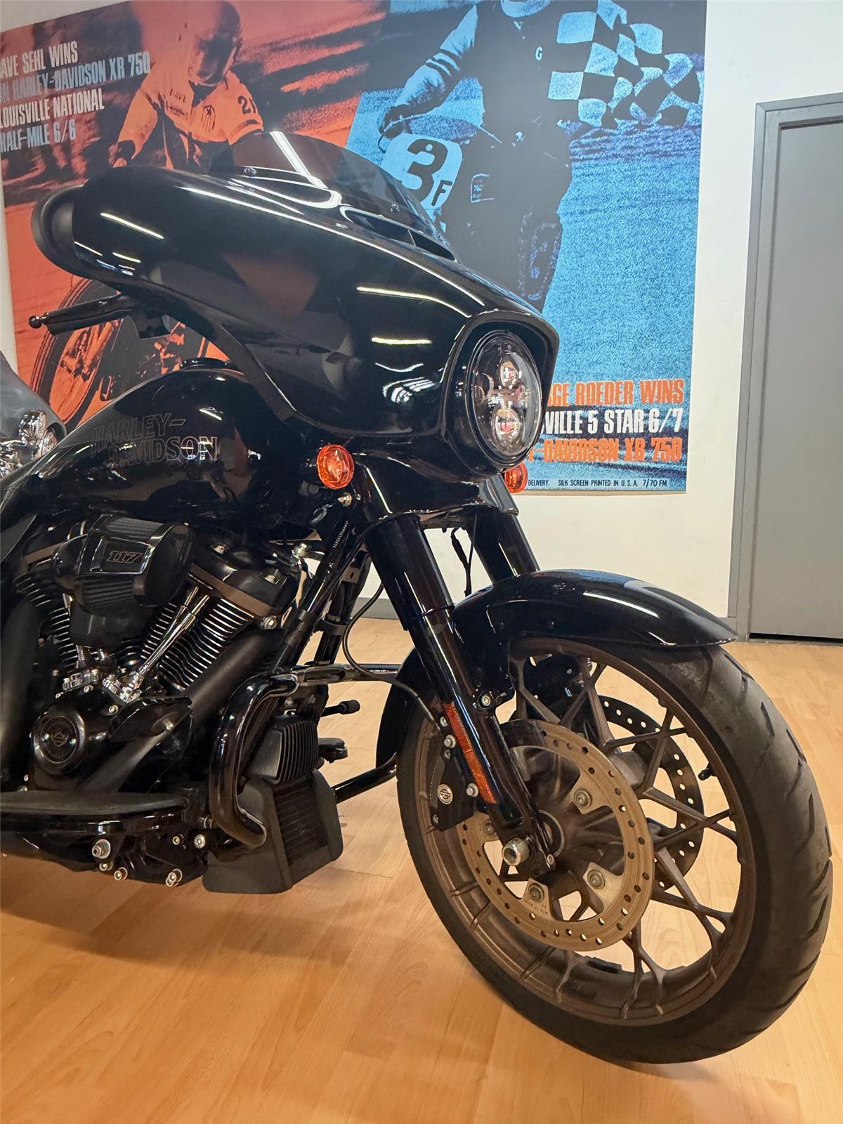 2023 HARLEY-DAVIDSON STREET GLIDE