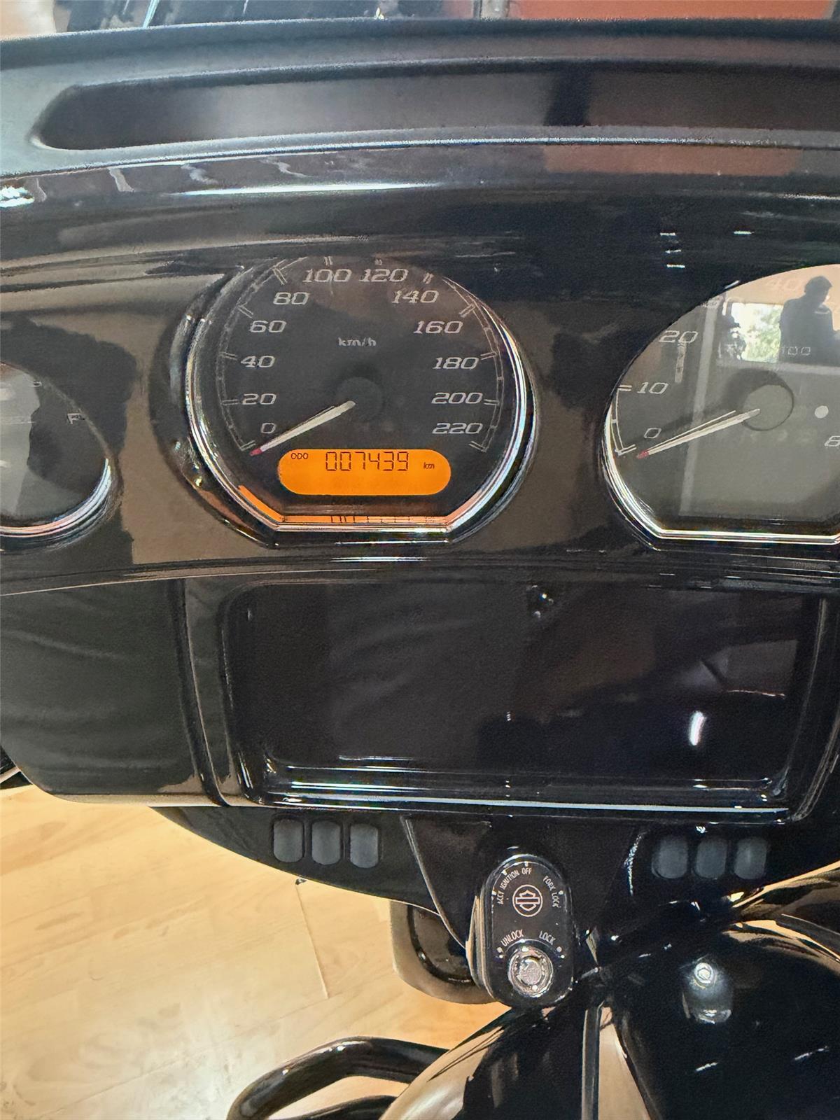 2023 HARLEY-DAVIDSON STREET GLIDE