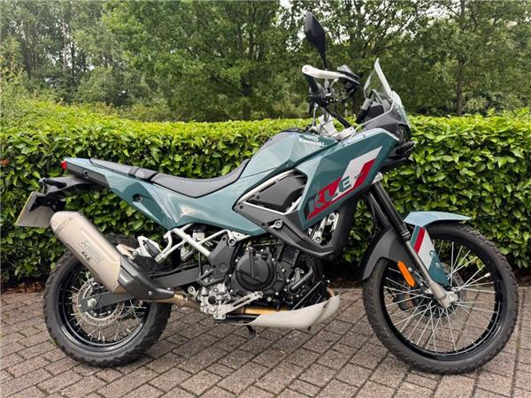 2026 KAWASAKI KLE500