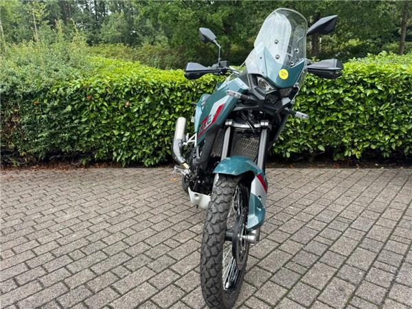 2026 KAWASAKI KLE500