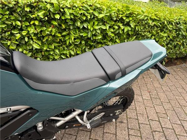 2026 KAWASAKI KLE500