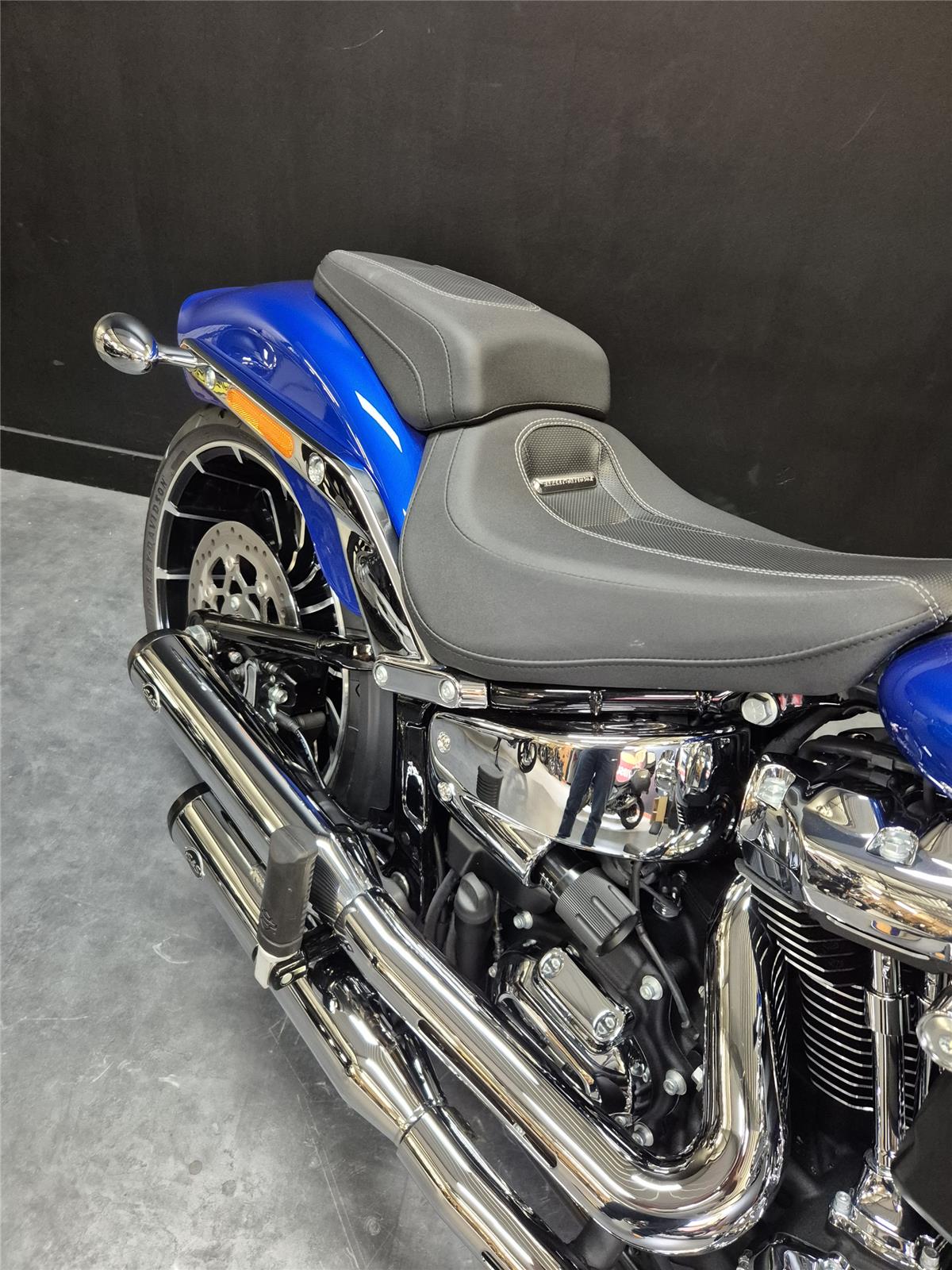 2024 HARLEY-DAVIDSON BREAKOUT
