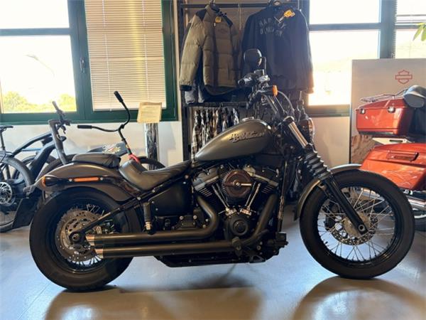 Harley-Davidson Softail STREET BOB 107