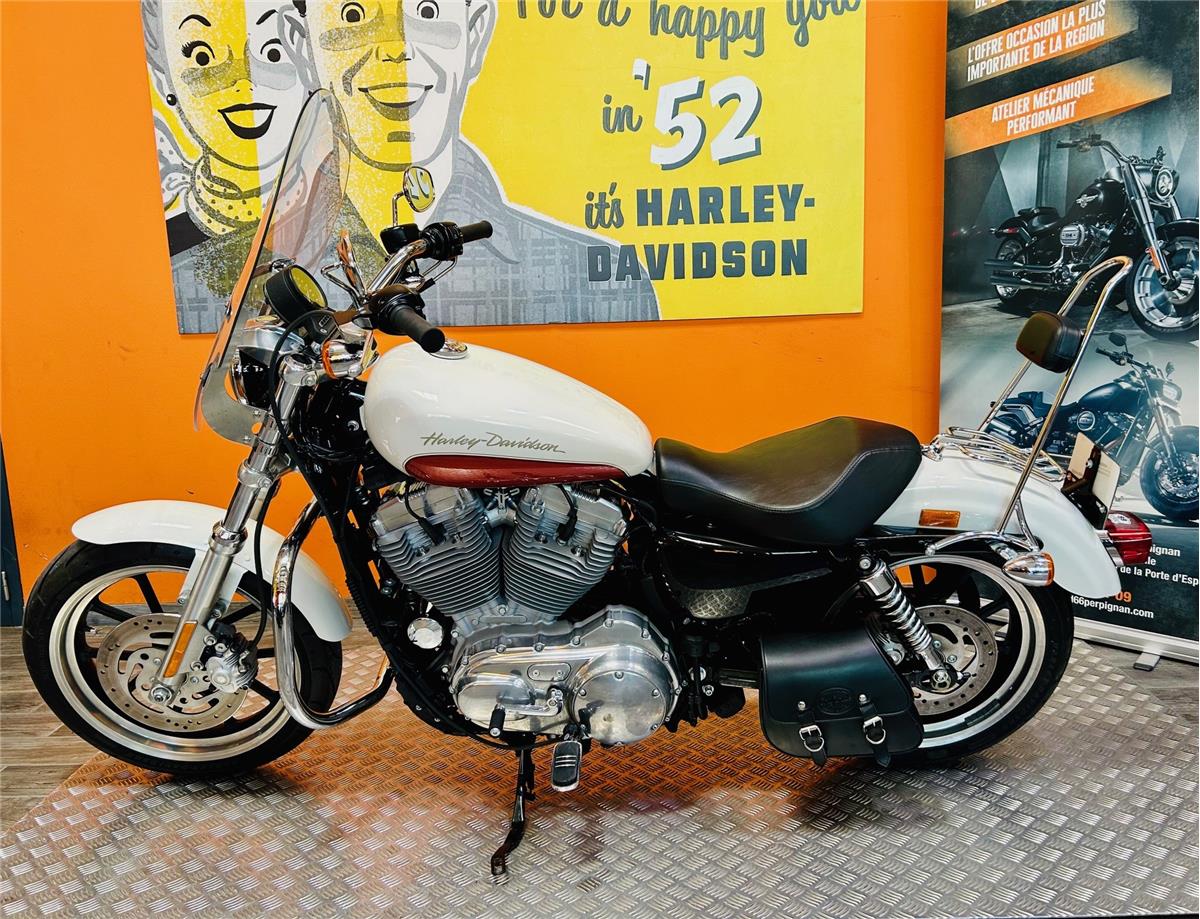 2011 HARLEY-DAVIDSON LOW