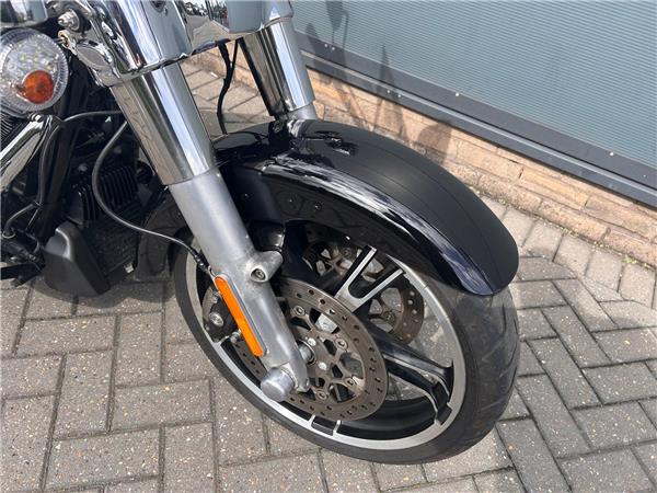 2018 Harley-Davidson Freewheeler