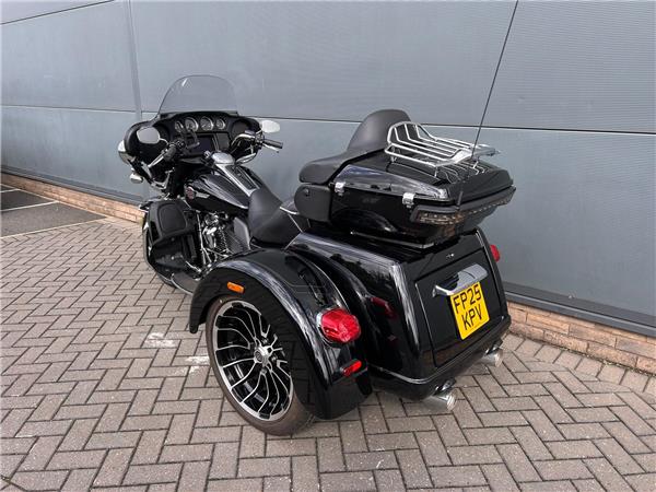 2025 HARLEY-DAVIDSON TRI GLIDE ULTRA